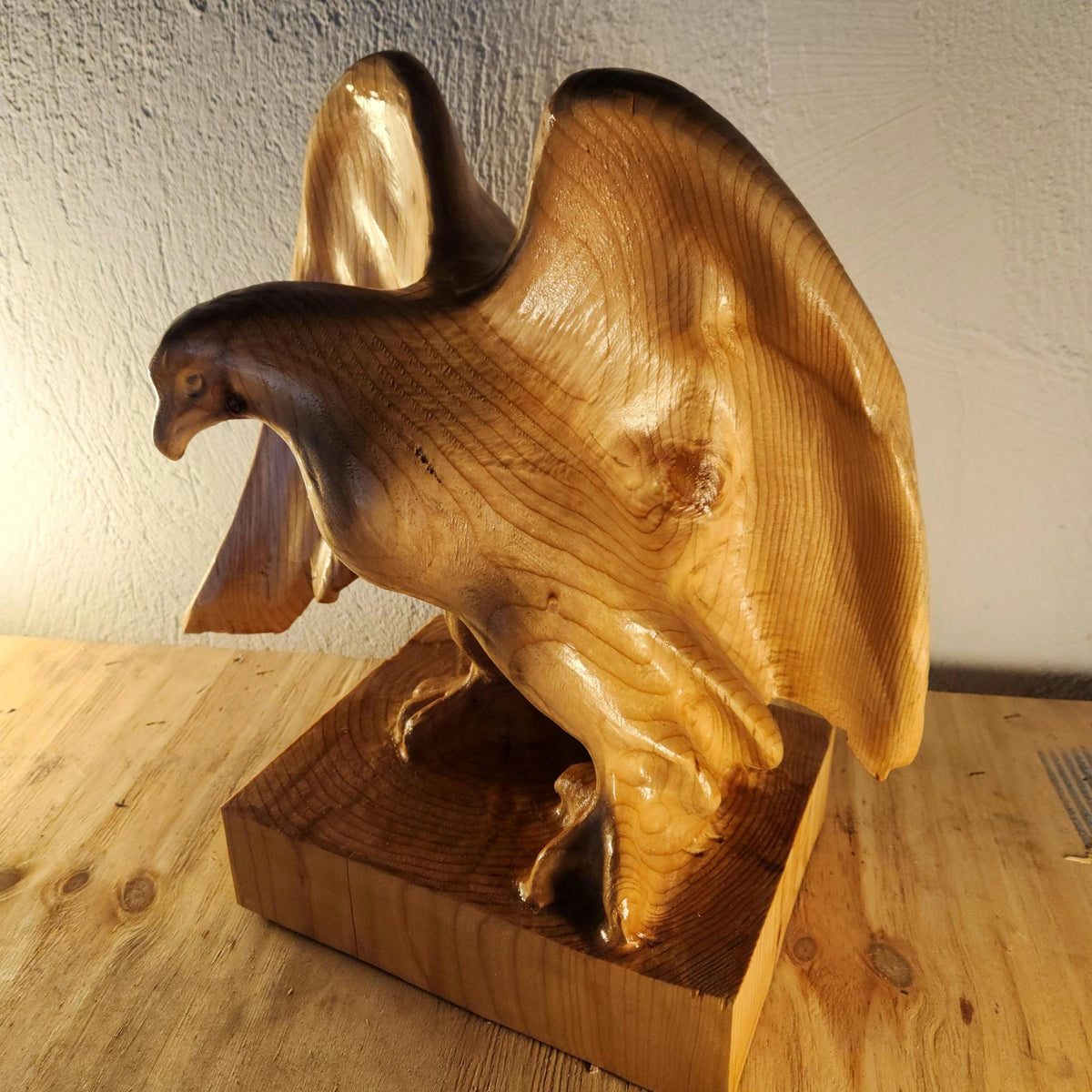Cedar Eagle Sculpture