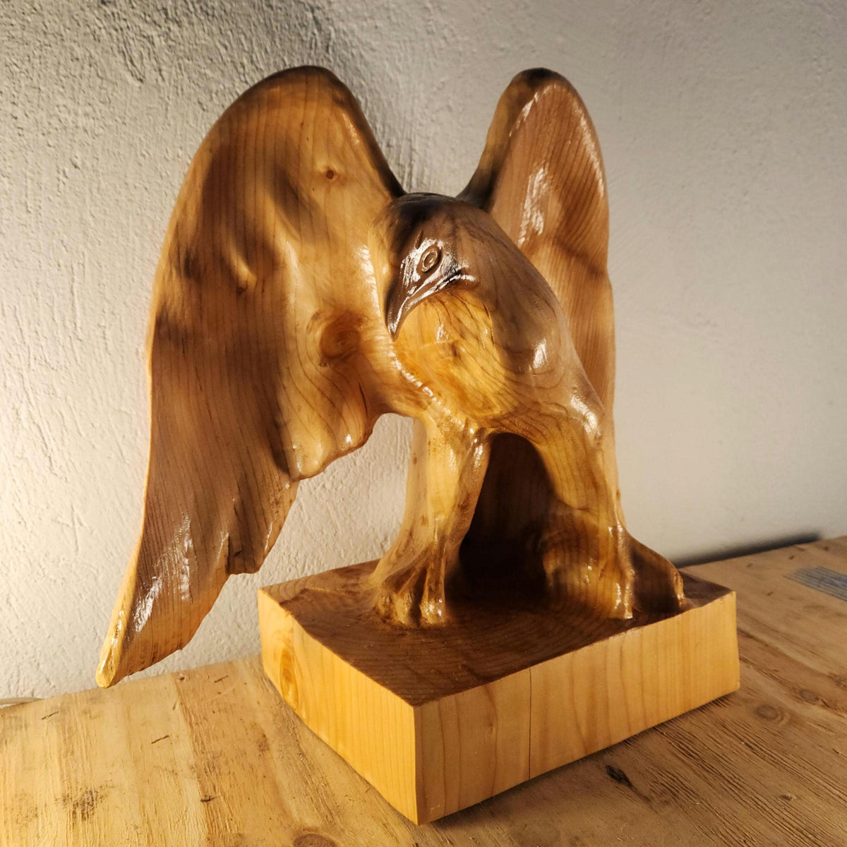 Cedar Eagle Sculpture